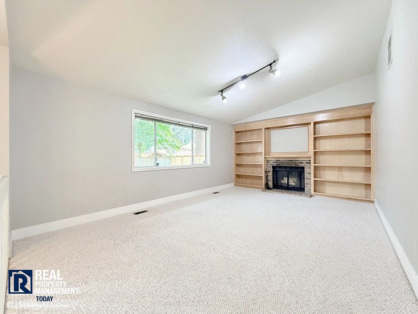Spacious 3-Bedroom Gem Heights Home | Fenced Yard, 2-Car Garage & Private Community Park — Photo 3