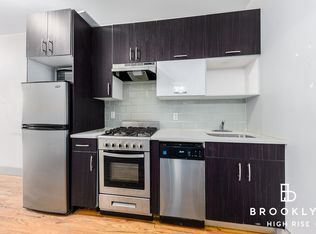 34 Ditmars St #2F, Brooklyn, NY 11221