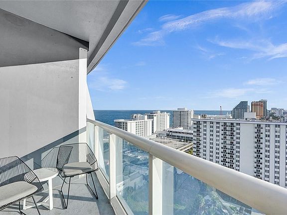 5th image of 3101 Bayshore Drive #1701