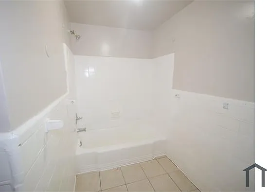 2 bed, $2,000 — Photo 2