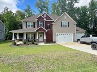 2927 Rockfish Rd, Raeford, NC 28376