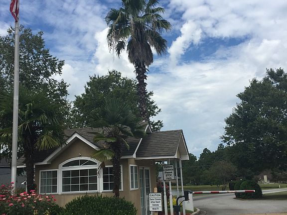 2nd image of 1308 Sunset Cir