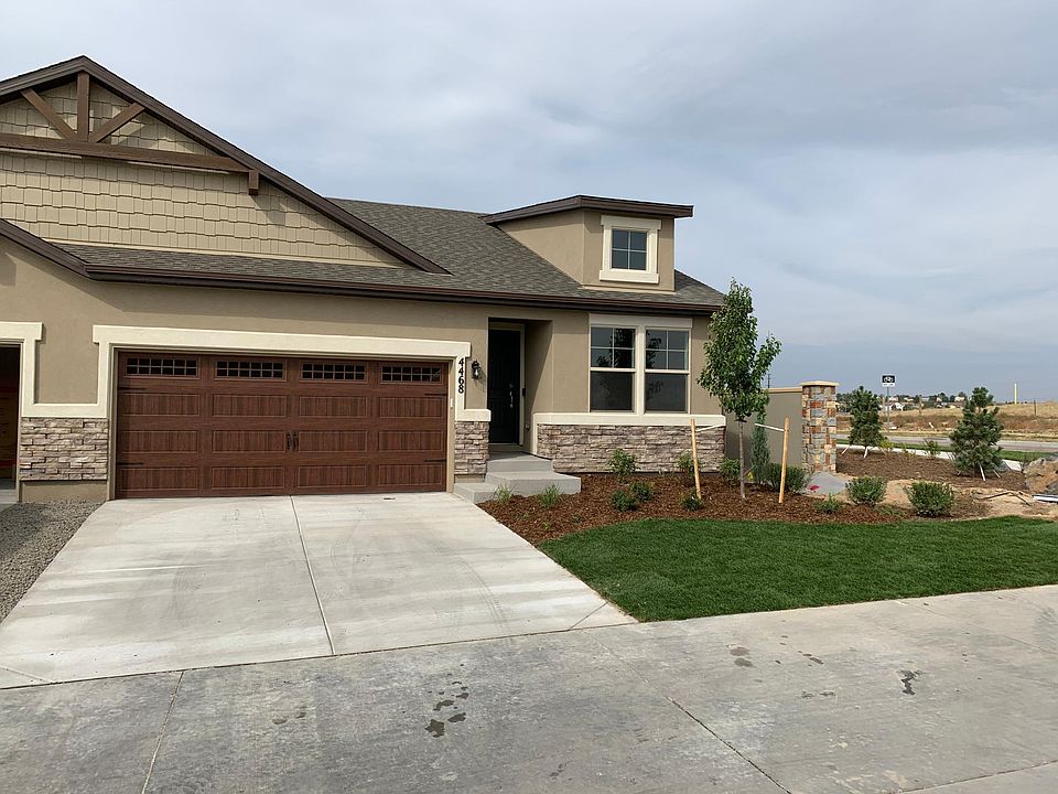 Front View - Corner Lot