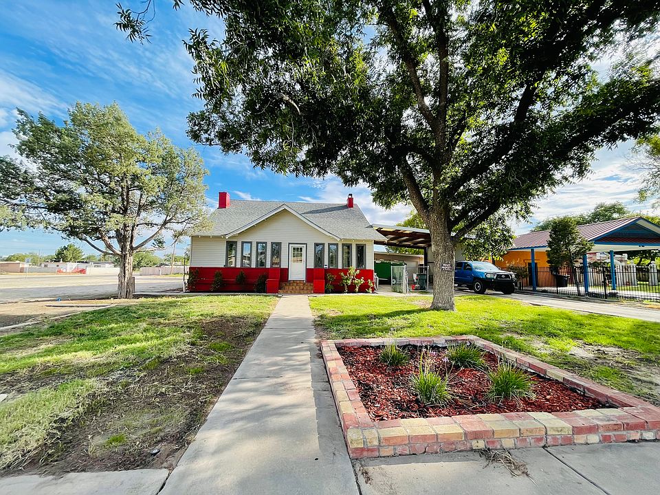 1st image of 1004 W College Blvd