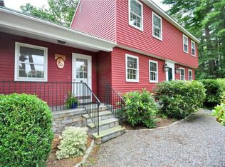 18 Livery Pool Rd, New Hartford, CT 06057