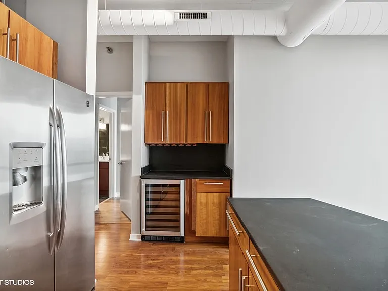 700 N Larrabee St #1711 — Photo 17