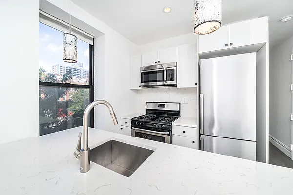 Rented by Platinum Properties | media 14