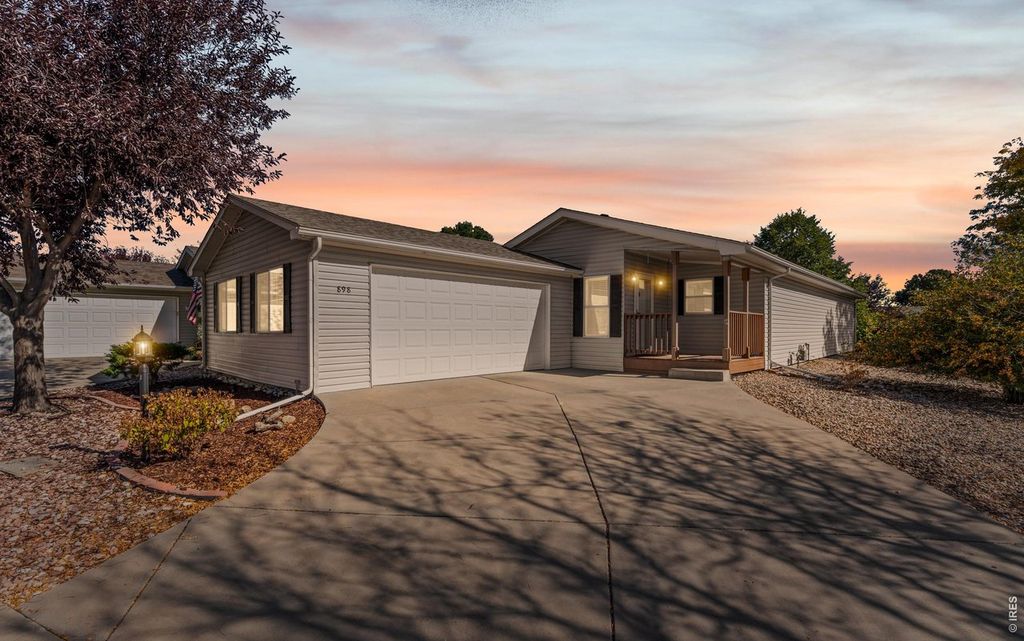 898 Sunchase Dr