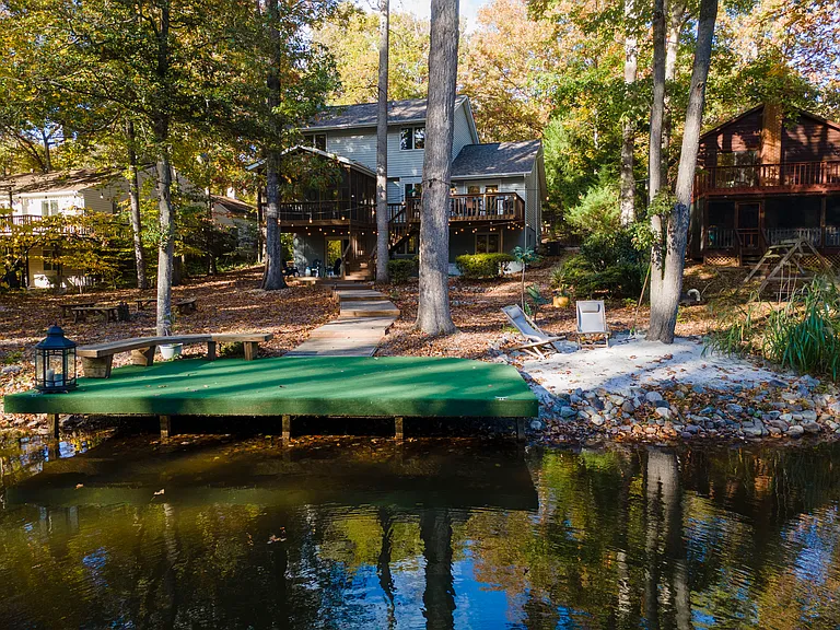 112 Cumberland Cir — Photo 3