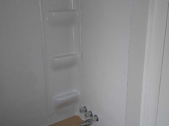 Full size tub