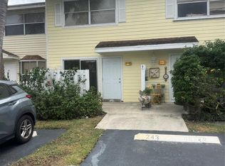 2845 NE 15th St, Pompano Beach, FL 33062