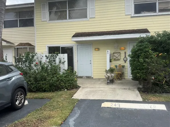 2845 NE 15th St, Pompano Beach, FL 33062