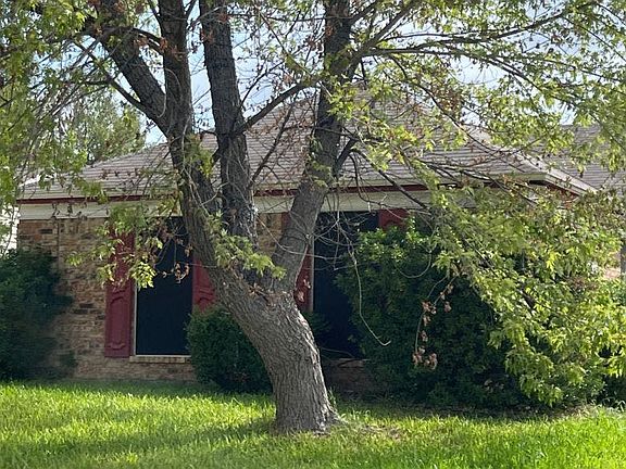 2nd image of 5505 Blue Spruce Dr