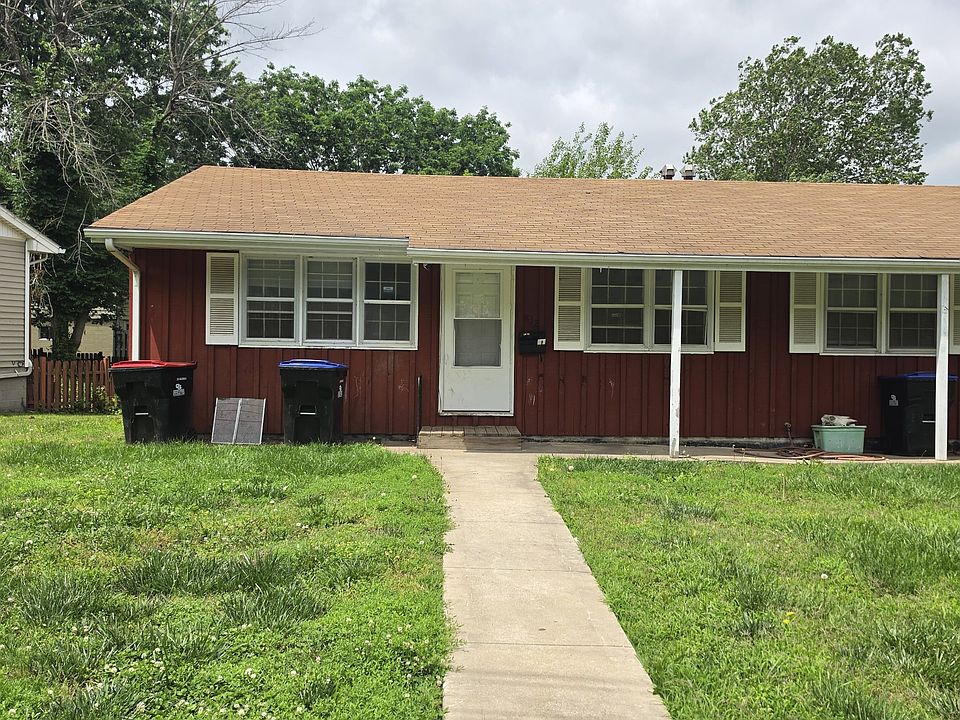 1st image of 812 N College Ave #A