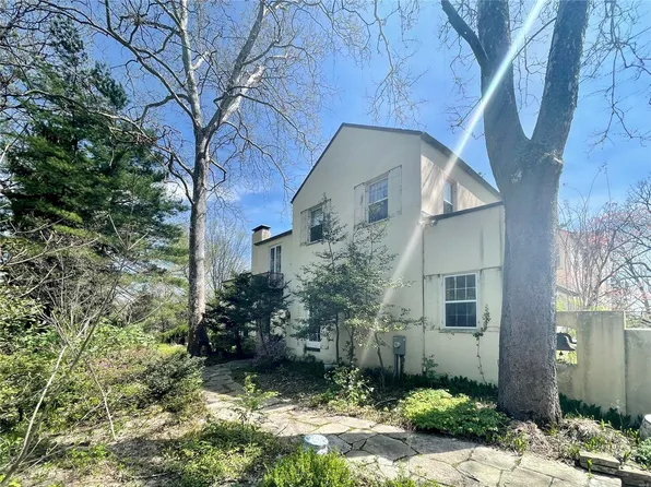 36 Upper Ladue Rd, Saint Louis, MO 63124
