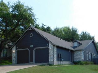 508 Cutty Trl APT B, Lakeway, TX 78734