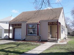 930 North Dr #D, Fremont, NE 68025