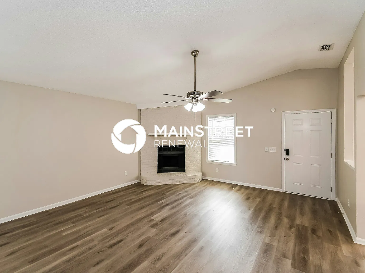 693 Roger Sherman St #3 — Photo 4