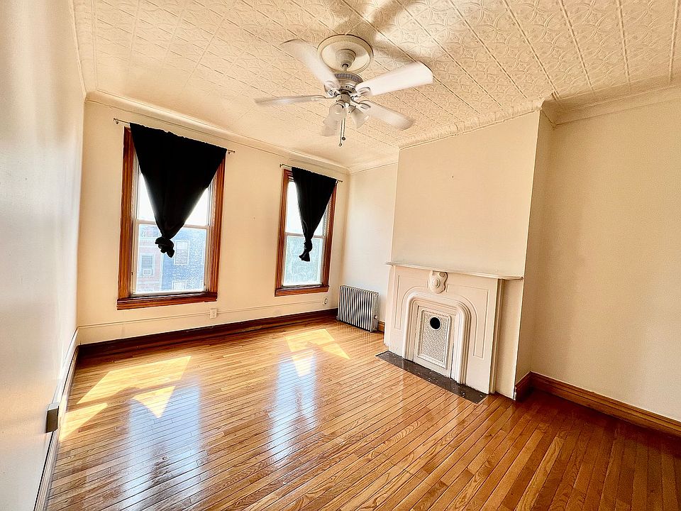 1st image of 283 22nd St APT 3L