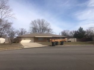 1010 Halfacre Ave, Englewood, OH