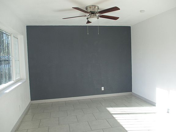 3rd image of 621 Medina St #A