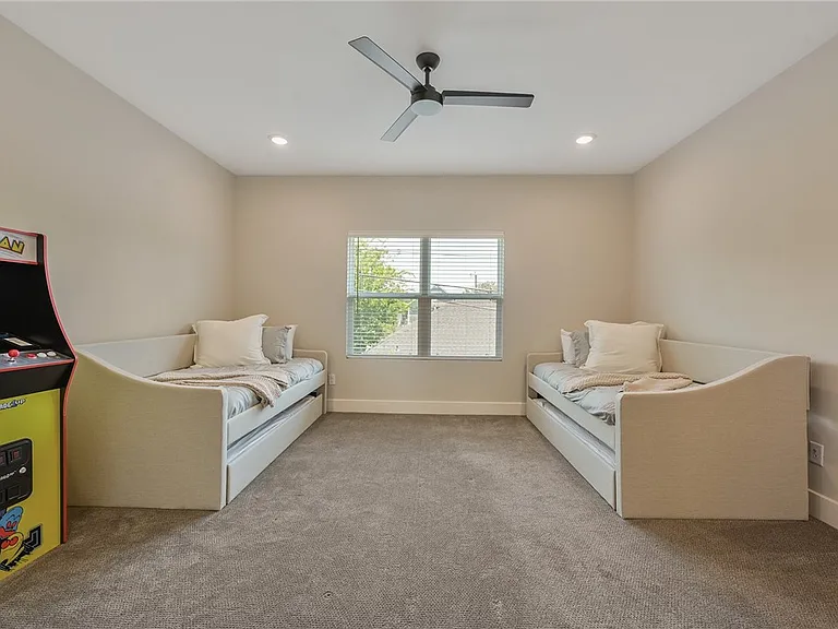 274 Estates Cir — Photo 20