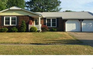 123 Treehaven Rd, West Seneca, NY 14224