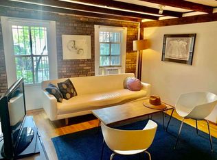 366 6th St #1, Brooklyn, NY 11215