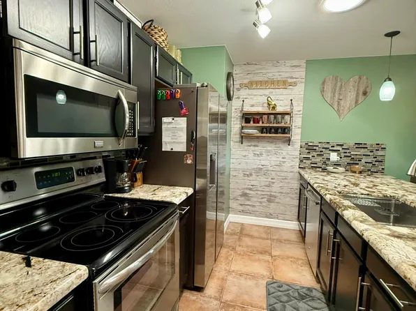 18725 N 92ND Drive, Peoria, AZ 85382