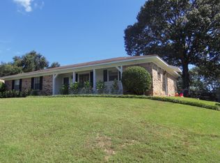 305 La Bonne Dr, Saraland, AL 36571