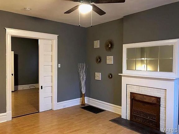 2nd image of 2920 Virginia Ave