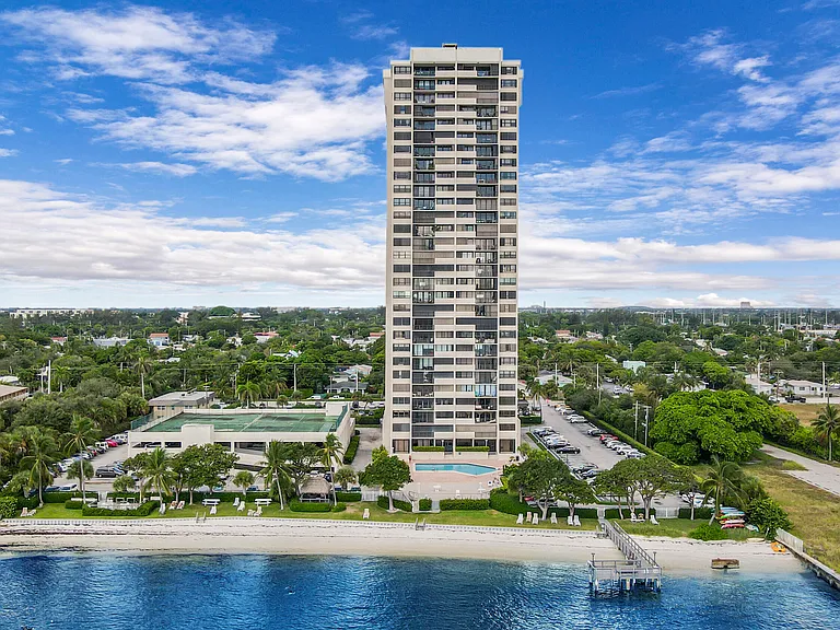 5600 N Flagler Dr #1001 — Photo 30
