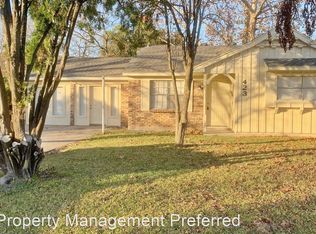 423 Deepgrove Dr, Houston, TX 77037