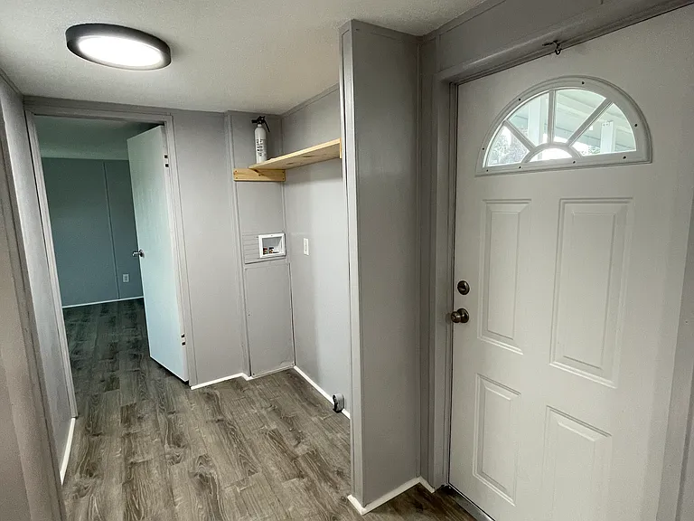 740 N Grady Ave — Photo 10