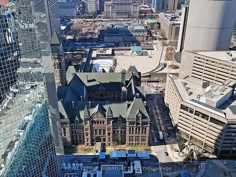 197 Yonge St #4409 — Photo 33