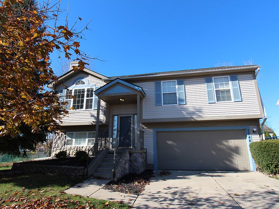 1st image of 7544 Oakland Hills Dr