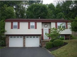 4971 Field Acres Dr, Gibsonia, PA