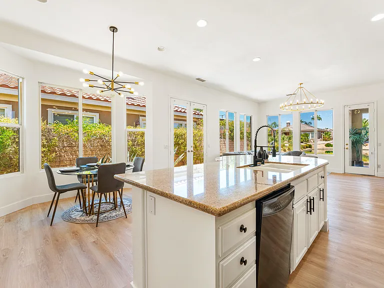 65 Shoreline Dr — Photo 11