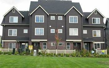 1st image of 886 3rd Ave NE #160