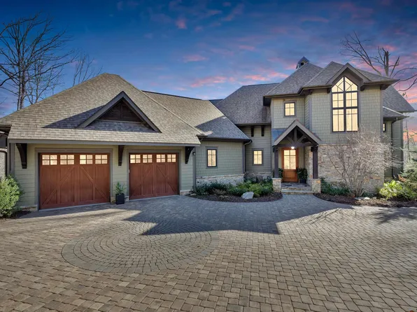 16 Mountain Ash Way, Marietta, SC 29661