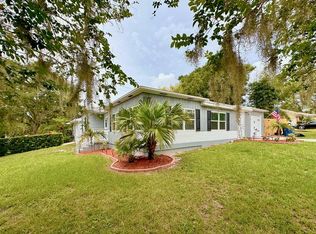 1554 Elmwood St, Clearwater, FL 33755