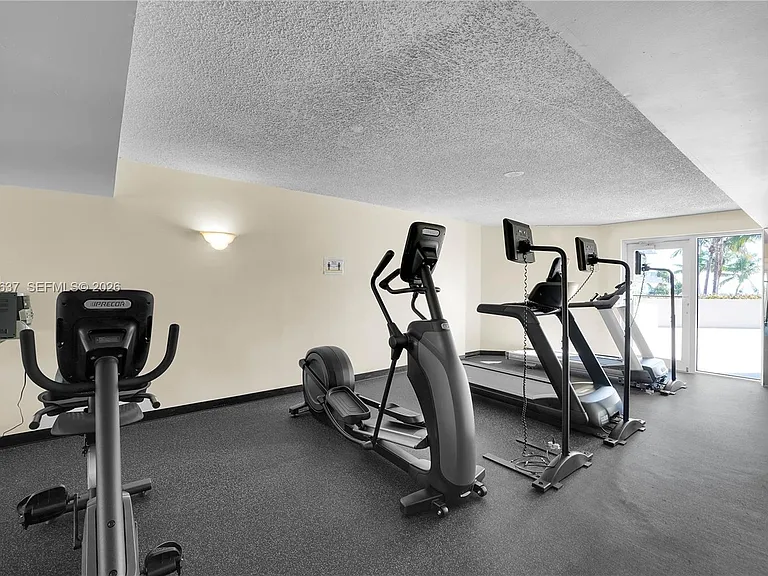 6767 Collins Ave #1110 — Photo 41