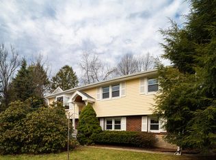139 Woodside Ln, Arlington, MA 02474