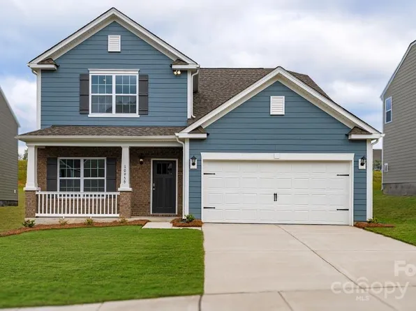 272 Salers Rd, Fletcher, NC 28732