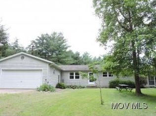 5825 Sandhill Rd, Marietta, OH 45750