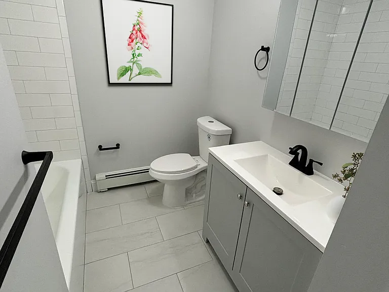 Karl Place Apartments — Photo 29