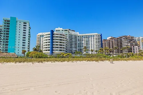 5161 Collins Ave #910 Photo 1