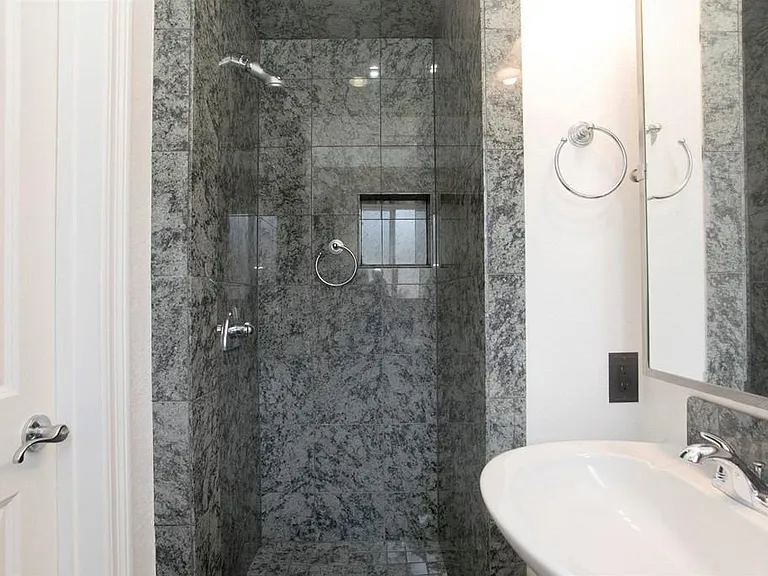 4002 Gros Ventre Ave — Photo 17