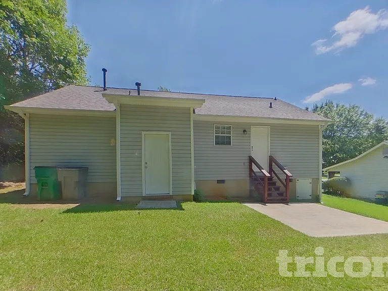 212 Cottonwood Park Dr — Photo 16