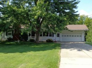 1148 Winding Brook Rd, De Witt, MI 48820